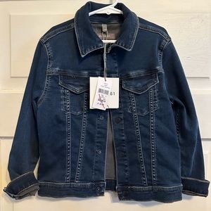 Child’s DL1061 Jean Jacket. Unisex. Adorable. NWT.
